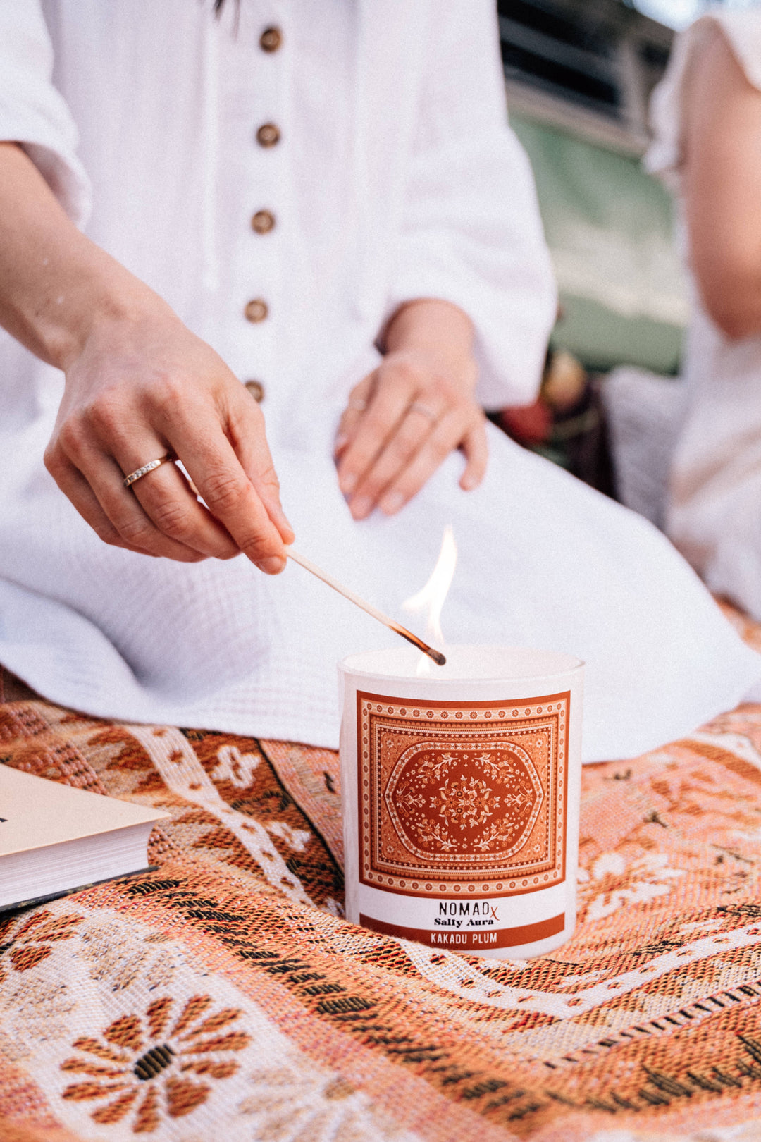 NOMAD X SALTY AURA CANDLE | KAKADU PLUM